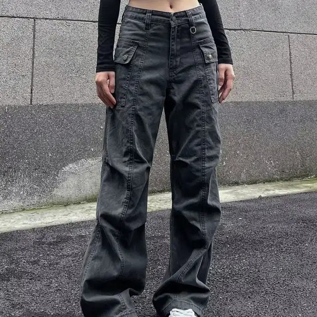 人本 美式多口袋宽松街头百搭直筒休闲复古水洗做旧风牛仔裤 女款
