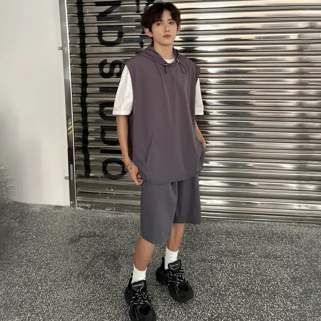 NOAHGIGI T
