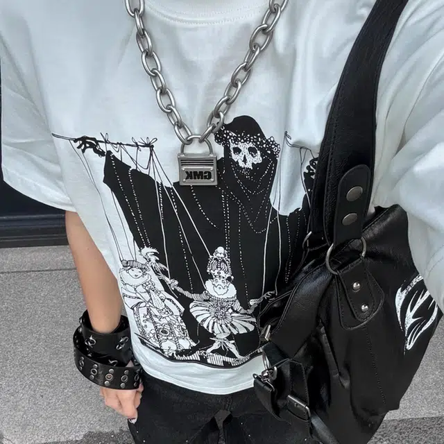 NOAHGIGI T