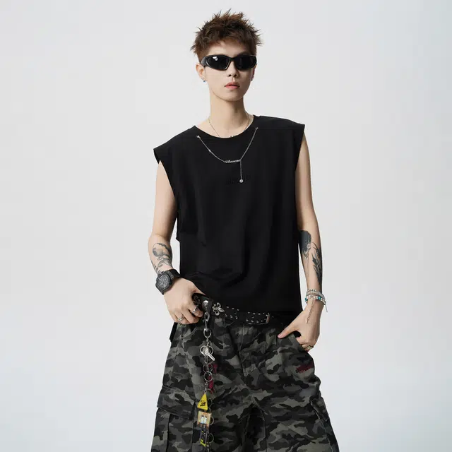 NOAHGIGI T