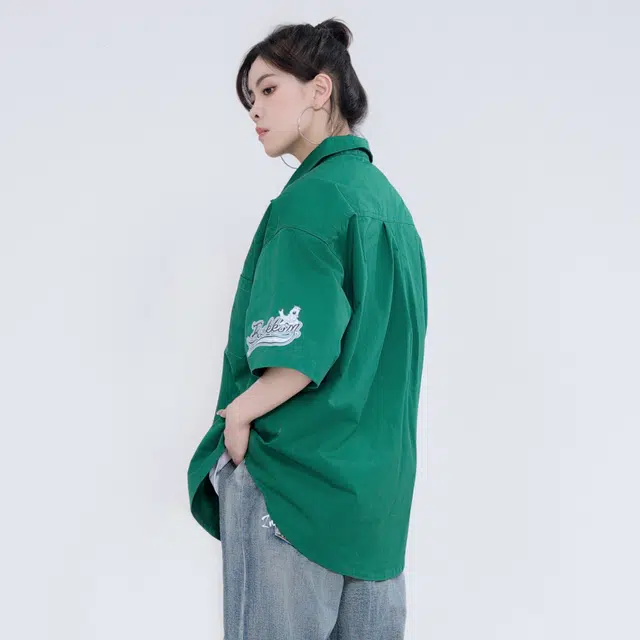 大卫贝肯 卡通倒霉熊字母印花贴袋落肩宽松休闲短袖衬衫 男女同款