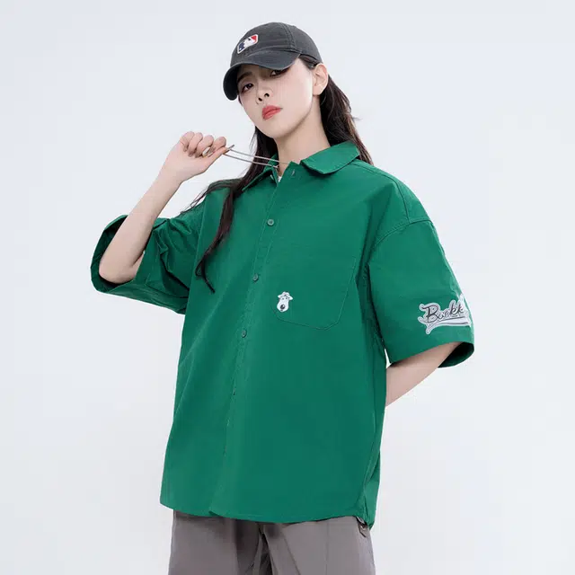 大卫贝肯 卡通倒霉熊字母印花贴袋落肩宽松休闲短袖衬衫 男女同款