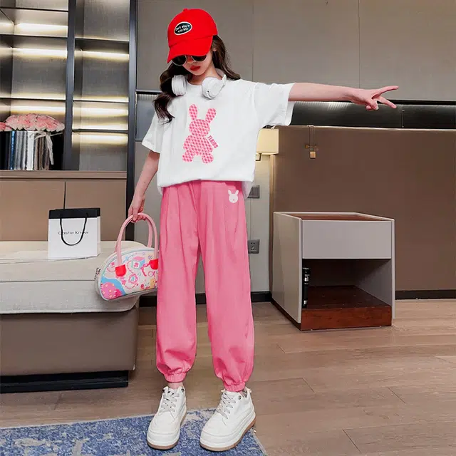 唐狮童装 卡通圆领上衣束脚裤休闲运动套装 儿童款 白色