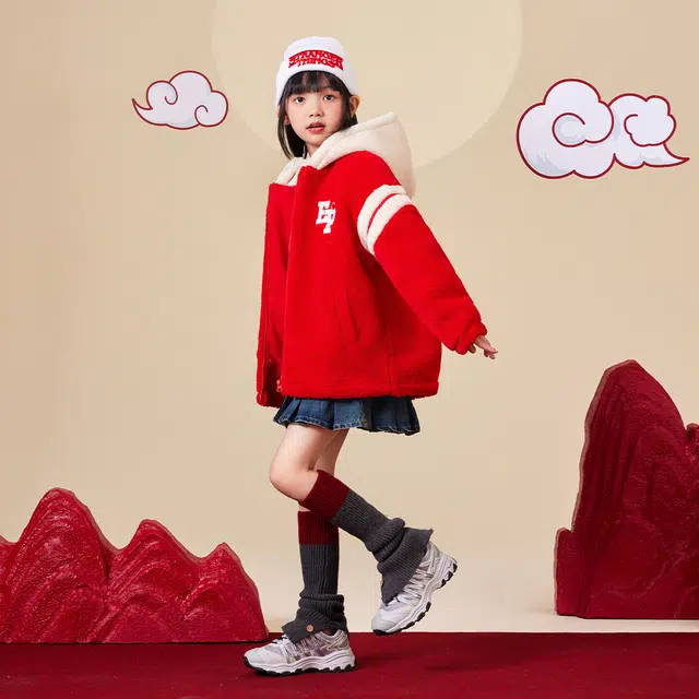 唐狮童装 字母爱心连帽加绒加厚拉链休闲长袖绒感外套 儿童款 红色
