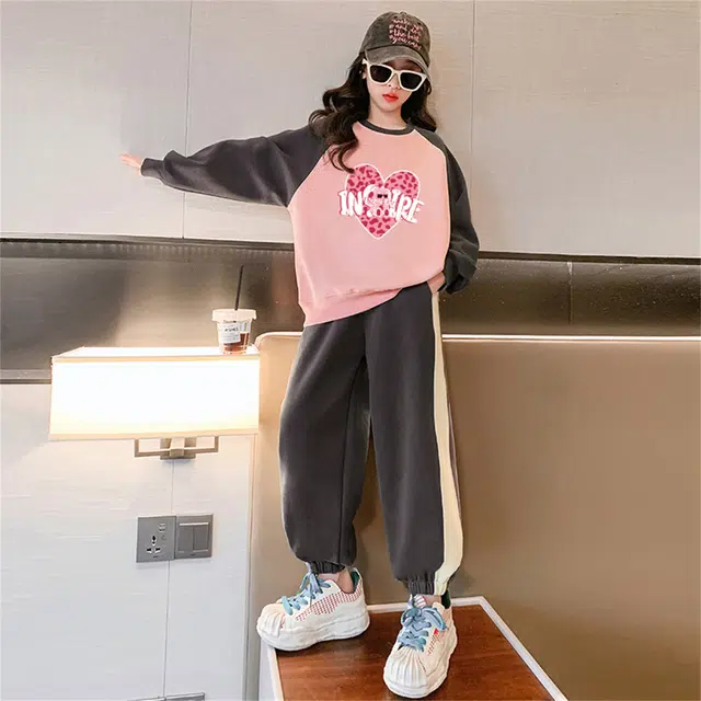 唐狮童装 爱心字母印花圆领加绒套头长袖卫衣松紧腰束脚裤休闲运动套装 儿童款 深灰色