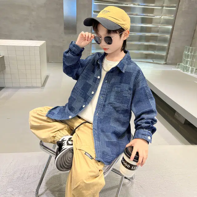 儿童款 唐狮童装 舒适柔软轻盈透气牛仔外套