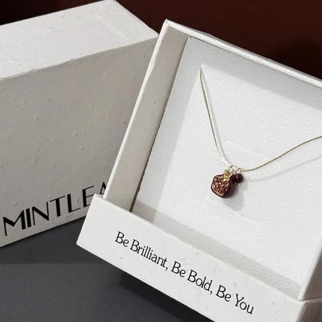MINTLEAF