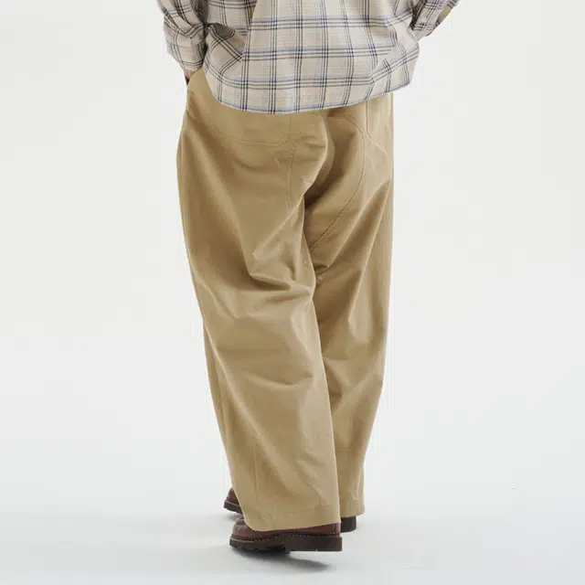 BUTTBILL