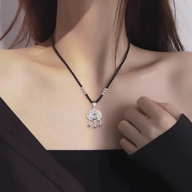 S999