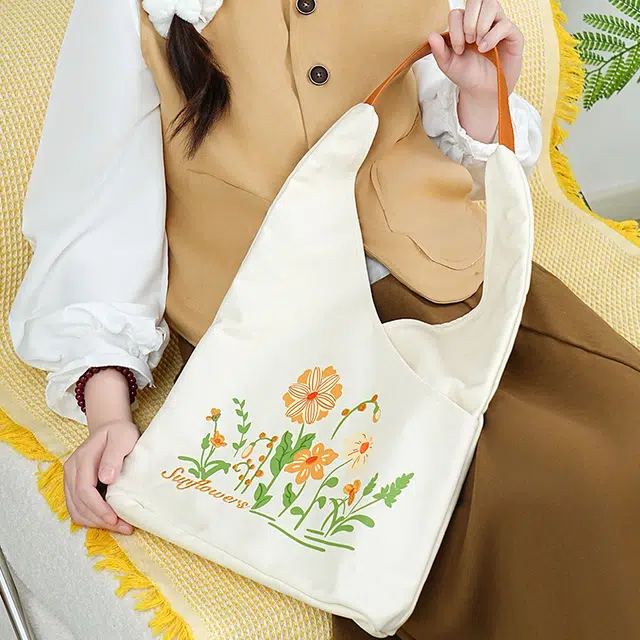 猫的天空之城 向阳而生印花设计百搭高级感 帆布 单肩包 中号 女款 白色
