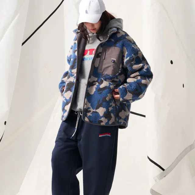 nautica white sail logo