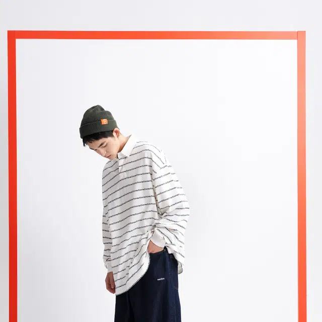 nautica white sail logo T
