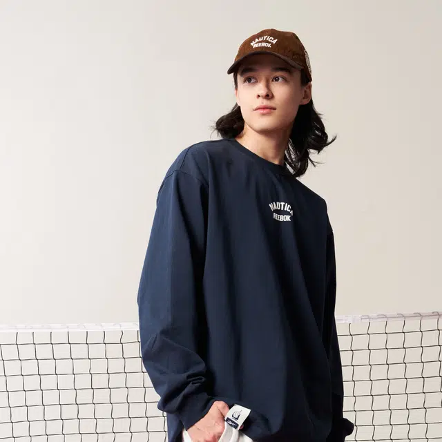 nautica white sail Reebok T