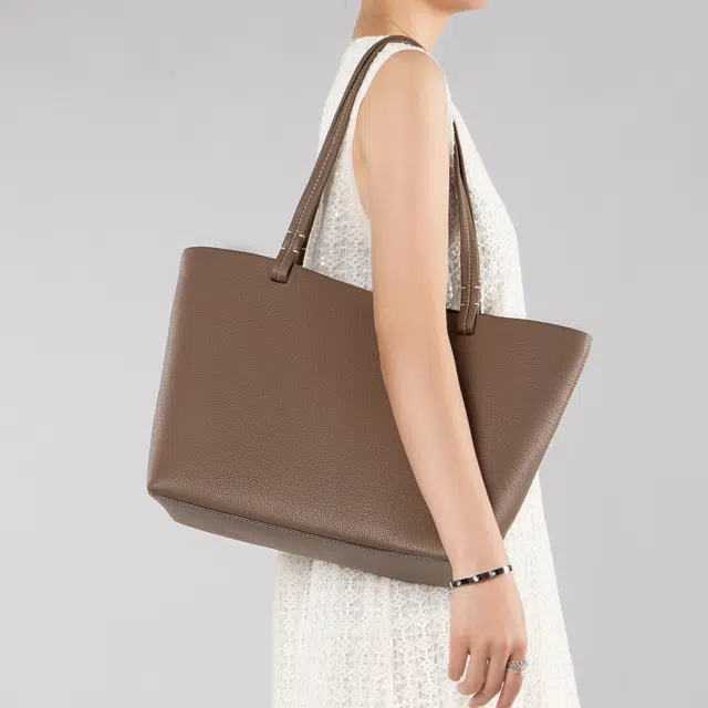 Chrisdien Deny Tote