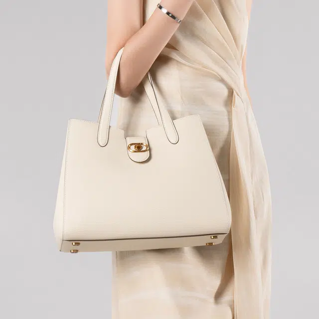 Chrisdien Deny Tote
