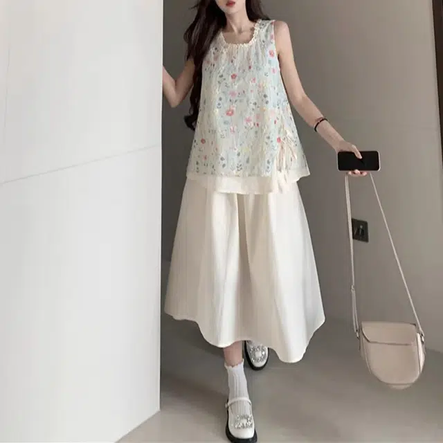 舒适百搭休闲简约优雅气质刺绣甜美风夏季法式碎花无袖背心上衣搭配高腰半身裙两件套裙装套装 女款