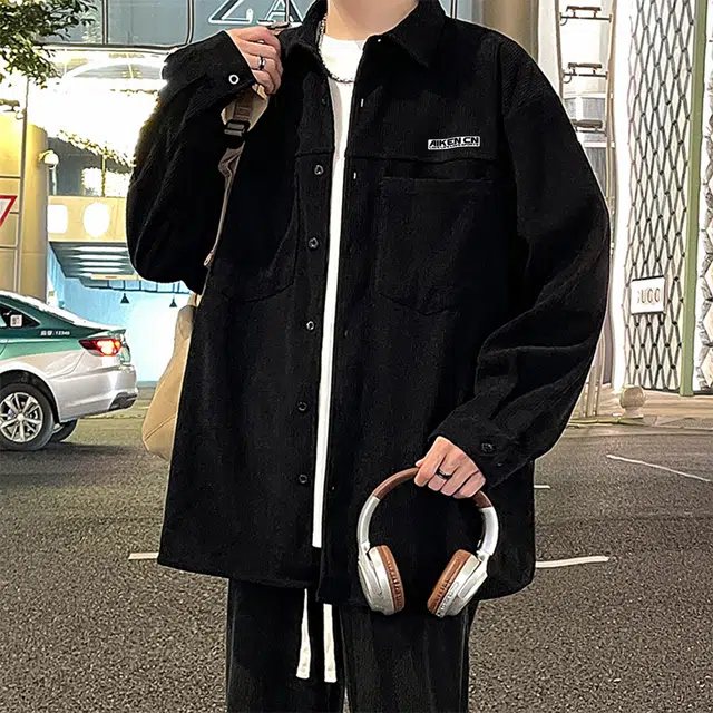 爱肯 美式复古灯芯绒纹理纯色字母去皮标宽松休闲翻领垂感长袖衬衫 男女同款