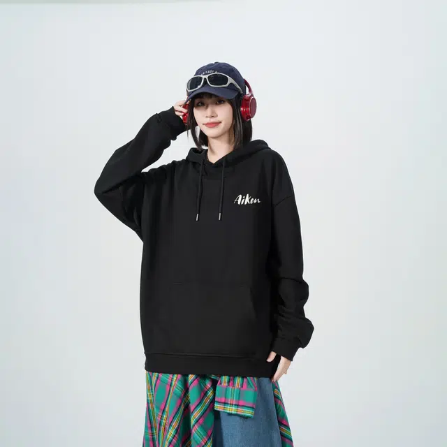 爱肯 美式高街手绘卡通字母印花基础款纯色百搭宽松休闲垂感落肩套头连帽长袖卫衣 男女同款