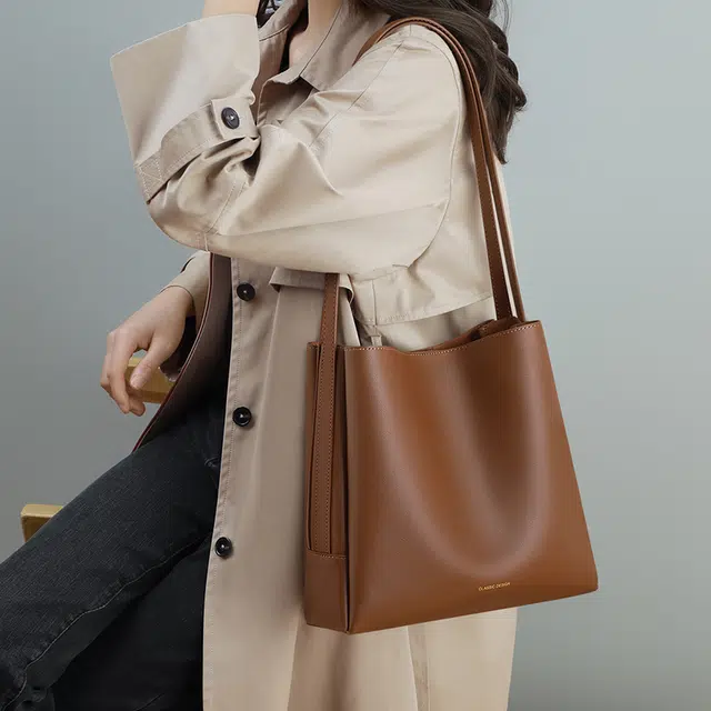 EBLAN Tote
