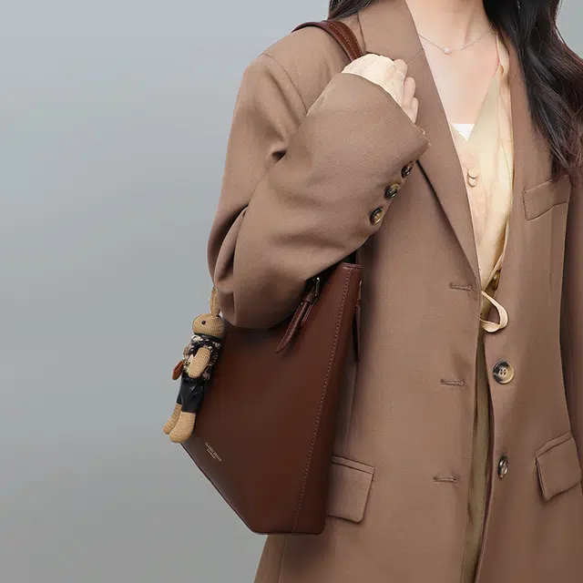 EBLAN Tote