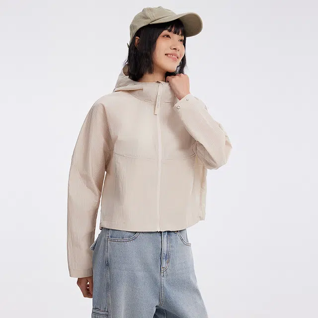 美特斯邦威 短款拉链休闲上衣单丝格子夹克外套 女款