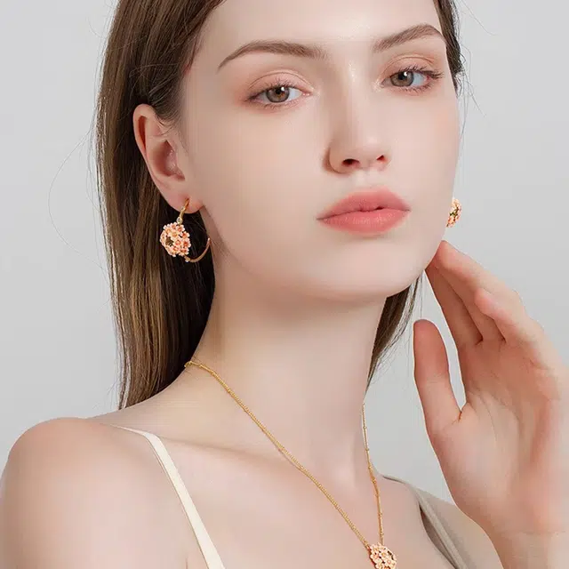 18k925