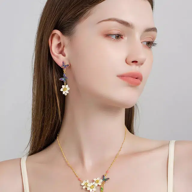 18k925