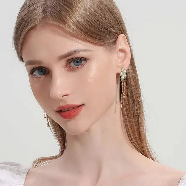 18k925