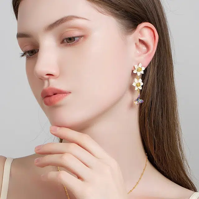 18k925