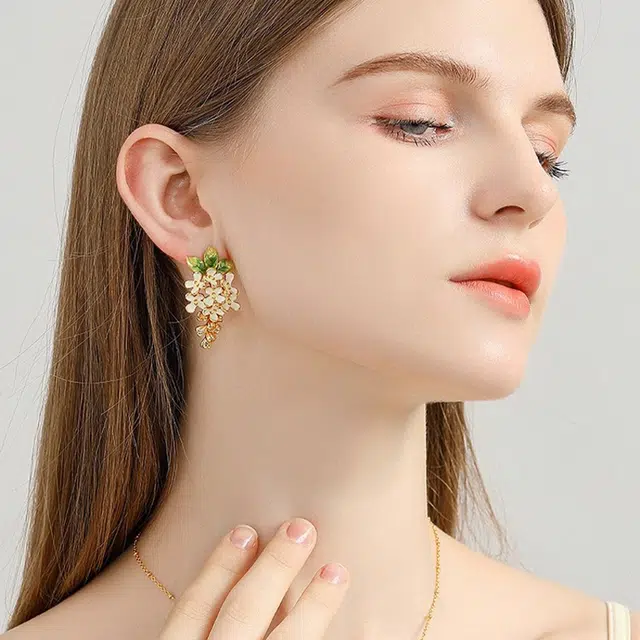 18k925