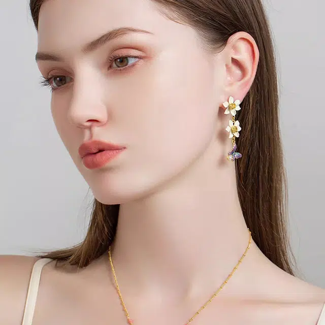 18k925