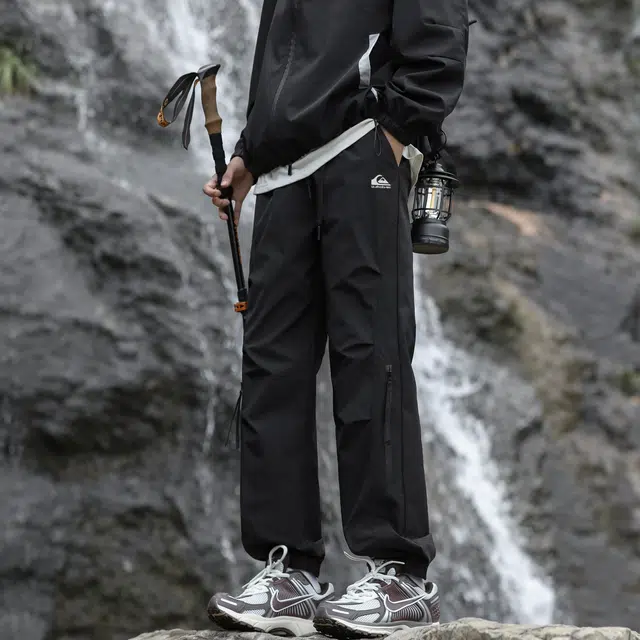 Quiksilver LOGO