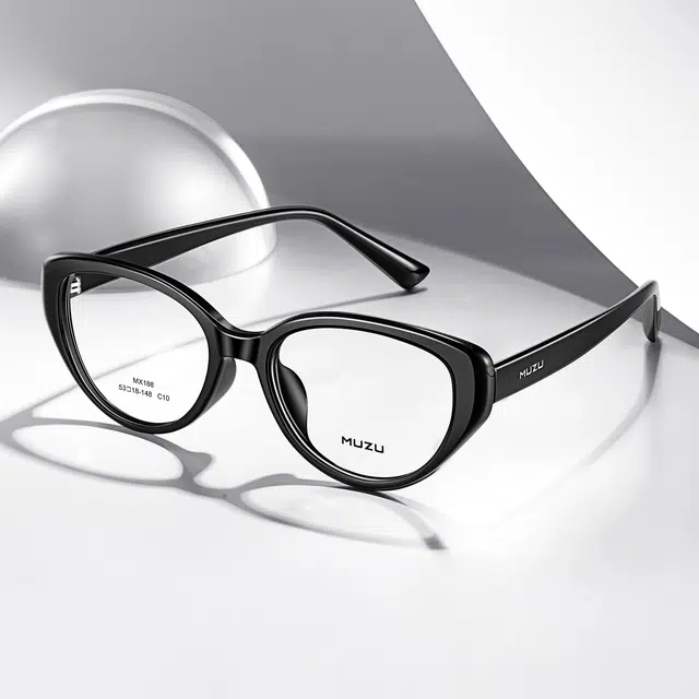MUZU TR90