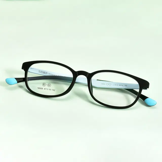 MUZU TR90