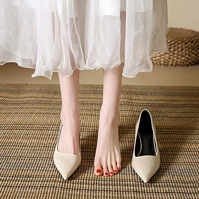 KATHRYN WILSON 5cm