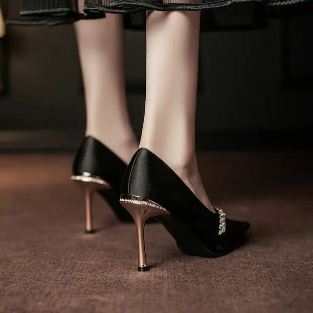KATHRYN WILSON 8.5cm