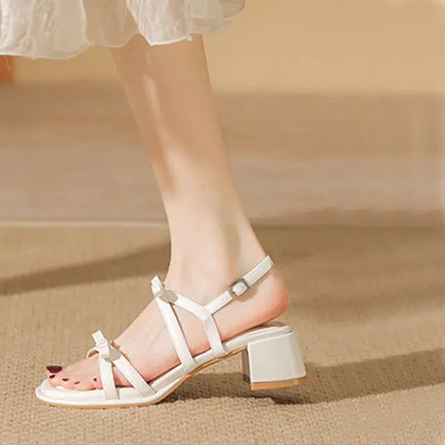 KATHRYN WILSON 4cm