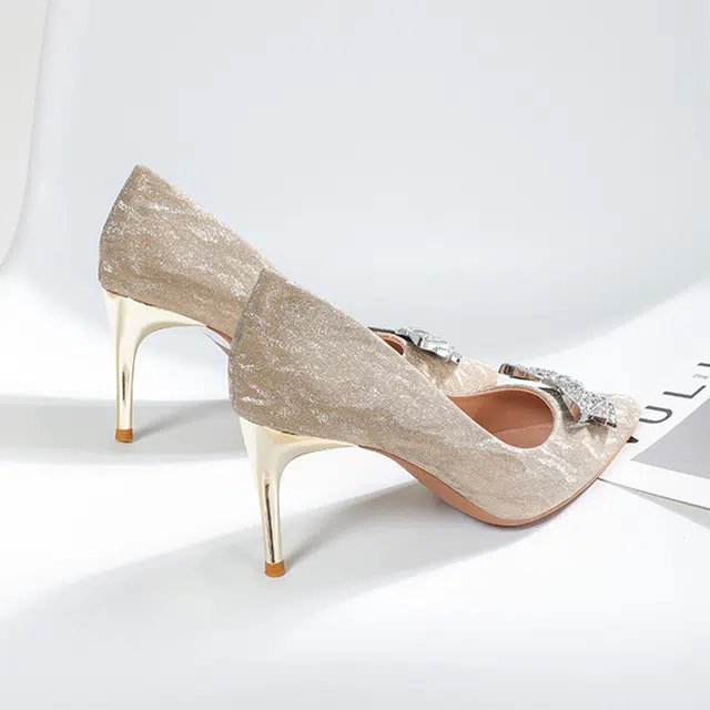 KATHRYN WILSON 8cm