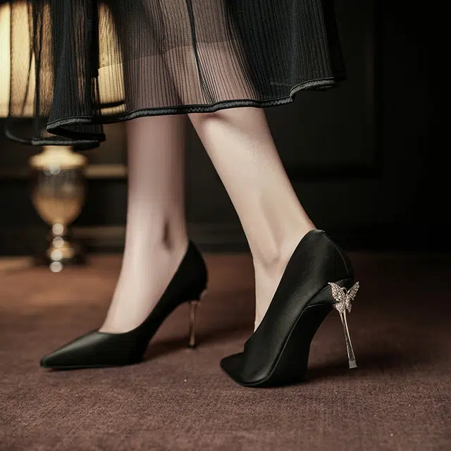 KATHRYN WILSON 8.5cm