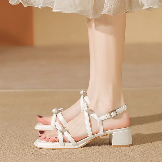 KATHRYN WILSON 4cm