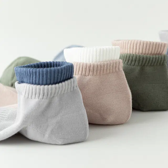 英莱仕 撞色时尚简约透气舒适百搭柔软运动耐磨不勒脚不闷脚短袜 男款