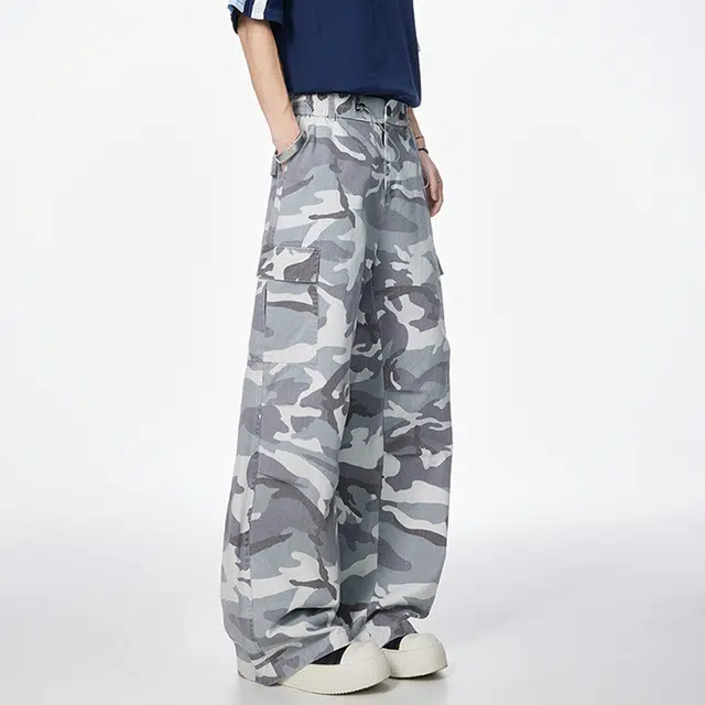 JEANSWEST