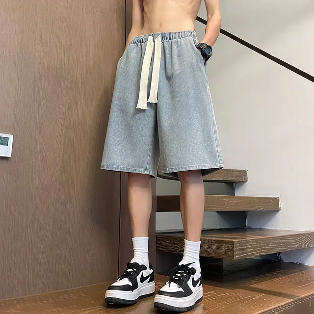 JEANSWEST