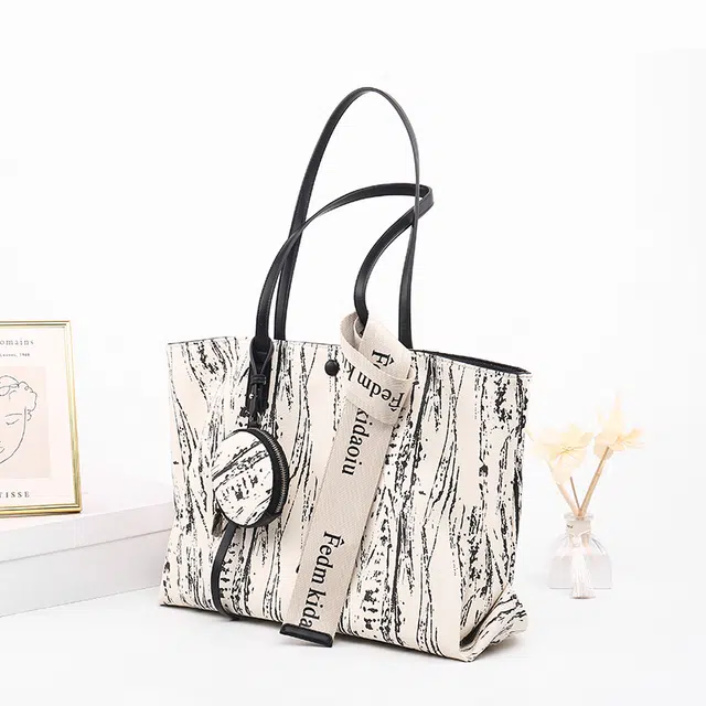 SMILE FOCUS Tote