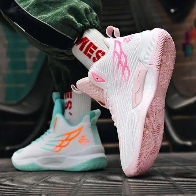 Wavecrest Basketball Sneakers