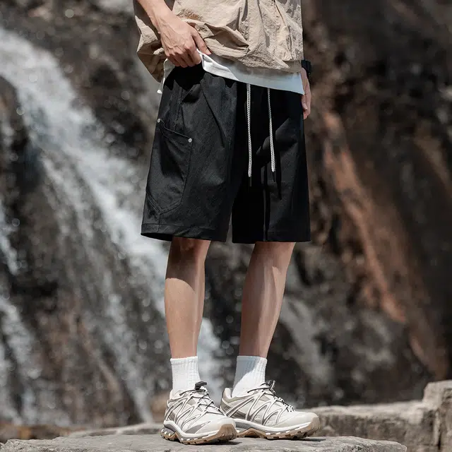 顶峰保罗 冰丝大口袋工装薄款宽松大码运动五分裤子无性别主义潮流痞帅时尚百搭设计感休闲短裤 男女同款