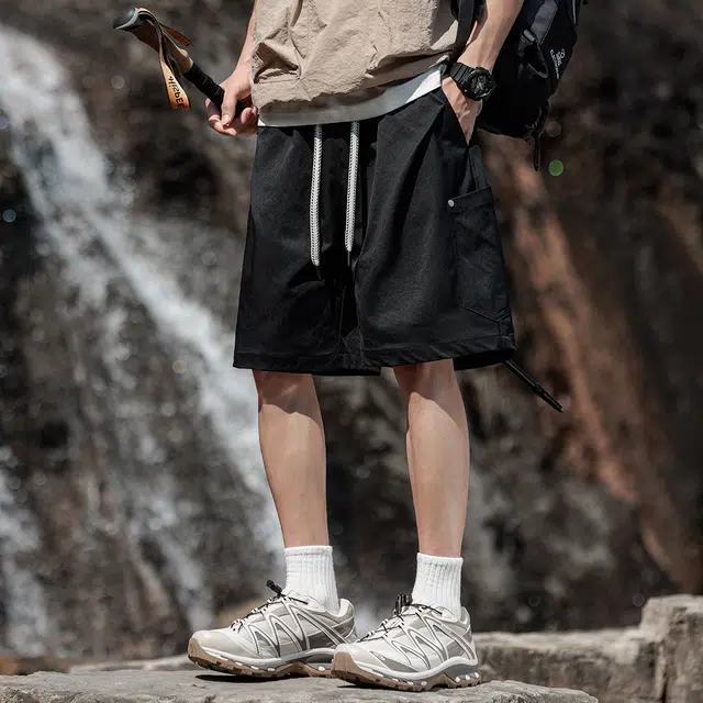 顶峰保罗 冰丝大口袋工装薄款宽松大码运动五分裤子无性别主义潮流痞帅时尚百搭设计感休闲短裤 男女同款