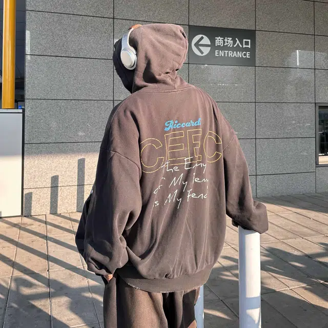 CEEC LA x Riccardi T