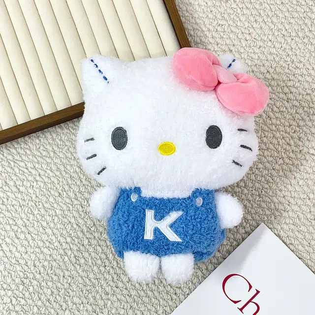 E-STRONG x Sanrio Hello Kitty 26cm