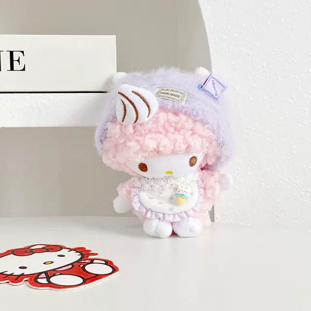 E-STRONG x Sanrio piano 13cm